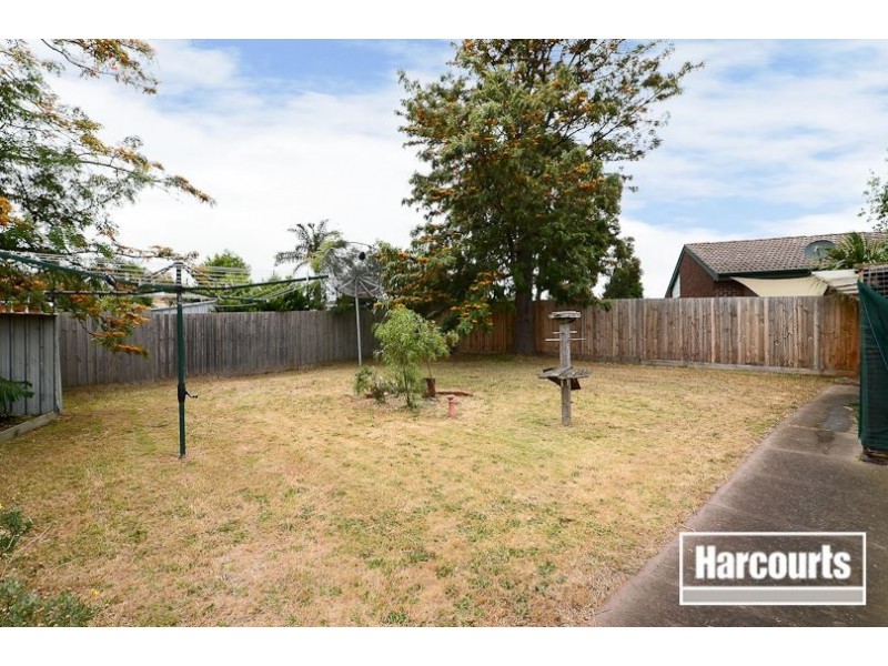 16 Greenwood Drive, Carrum Downs VIC 3201