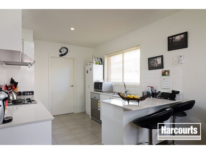 2/15 Bradford Drive, Carrum Downs VIC 3201