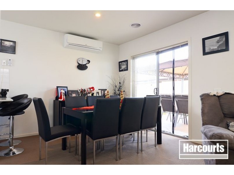 2/15 Bradford Drive, Carrum Downs VIC 3201