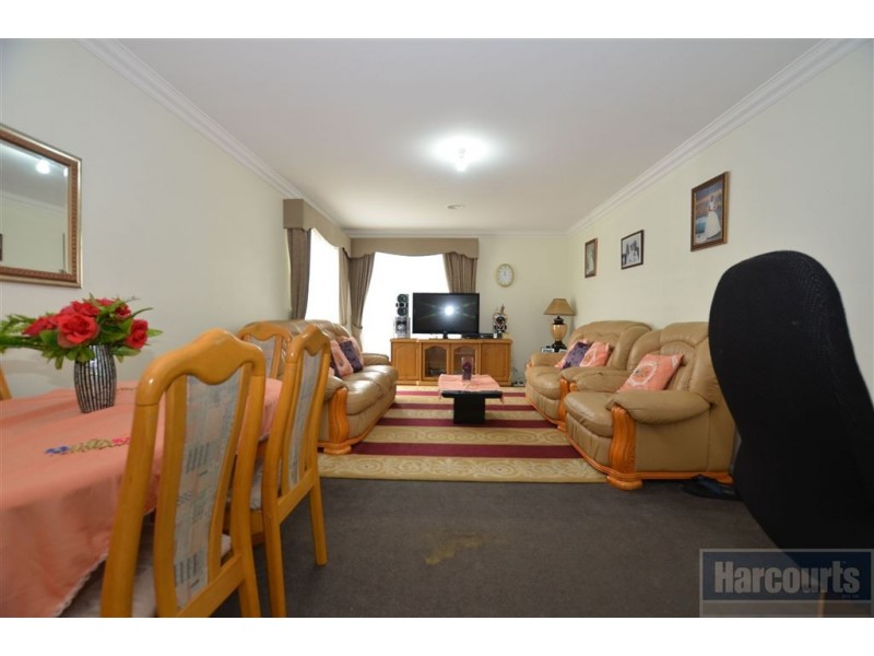 4 Esta Court, Carrum Downs VIC 3201