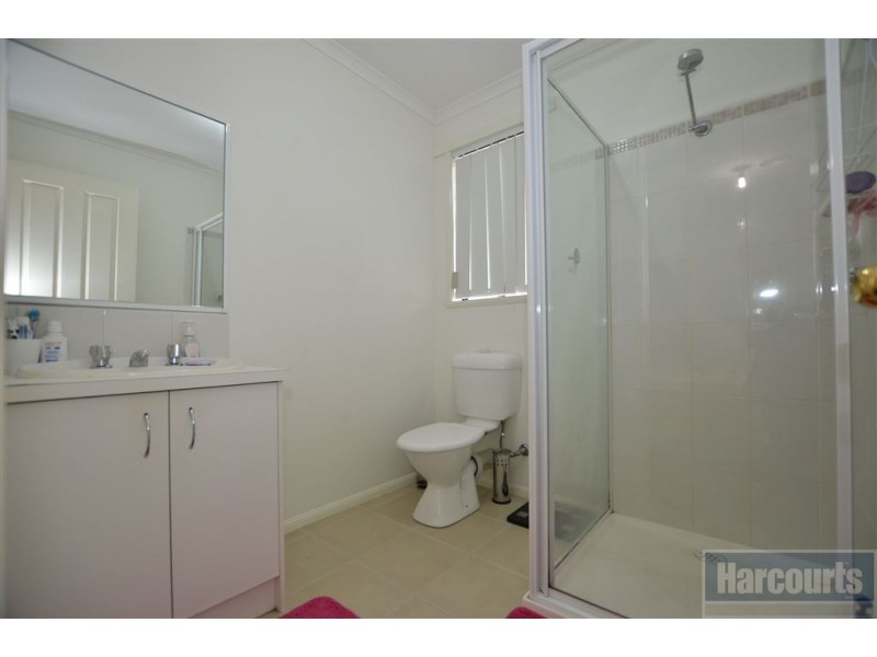 4 Esta Court, Carrum Downs VIC 3201