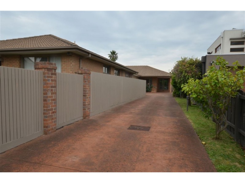 2/3 Seventh Street, Parkdale VIC 3195