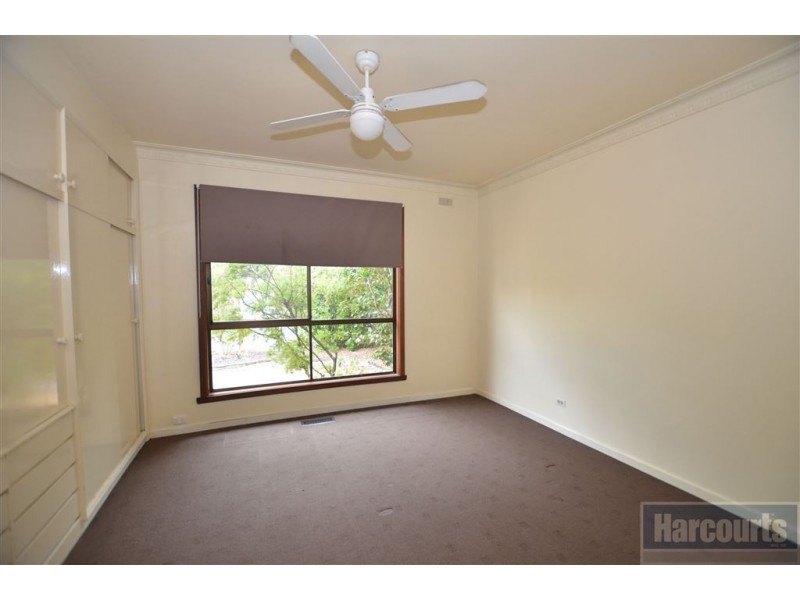 1 Grant Avenue, Seaford VIC 3198