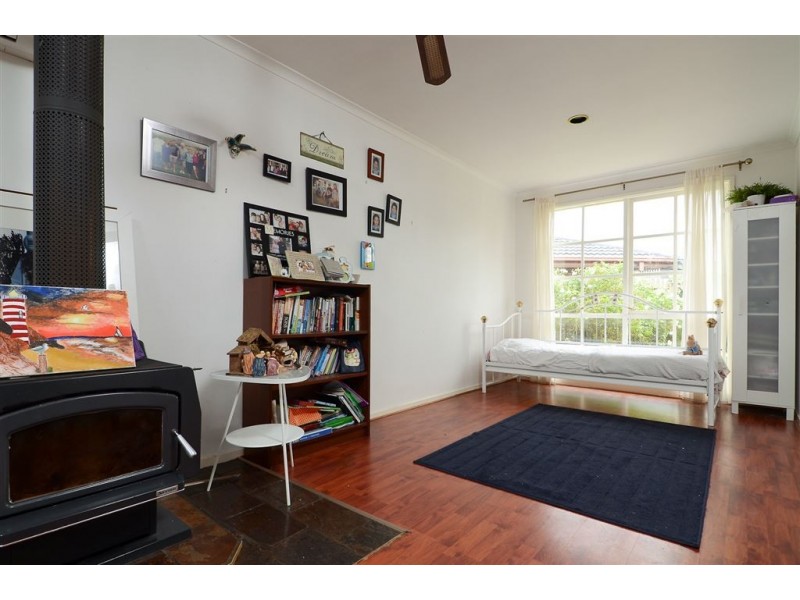 42 Sunbird Cresent, Carrum Downs VIC 3201