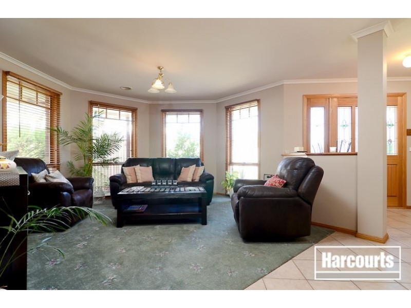 11 St Johns Wood, Skye VIC 3977