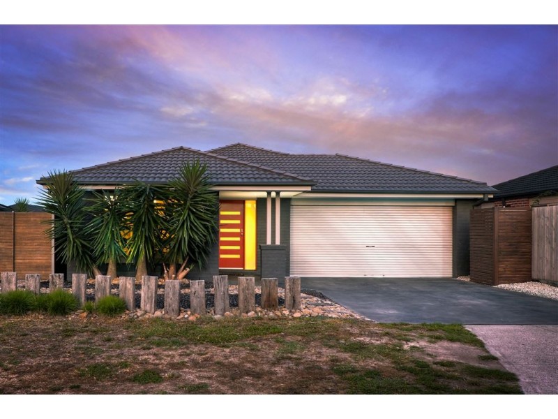 4 Earlwood Court, Carrum Downs VIC 3201