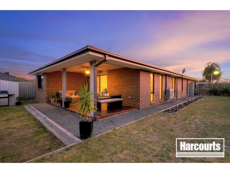 4 Earlwood Court, Carrum Downs VIC 3201