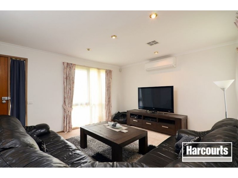 79 Sandfield Drive, Carrum Downs VIC 3201