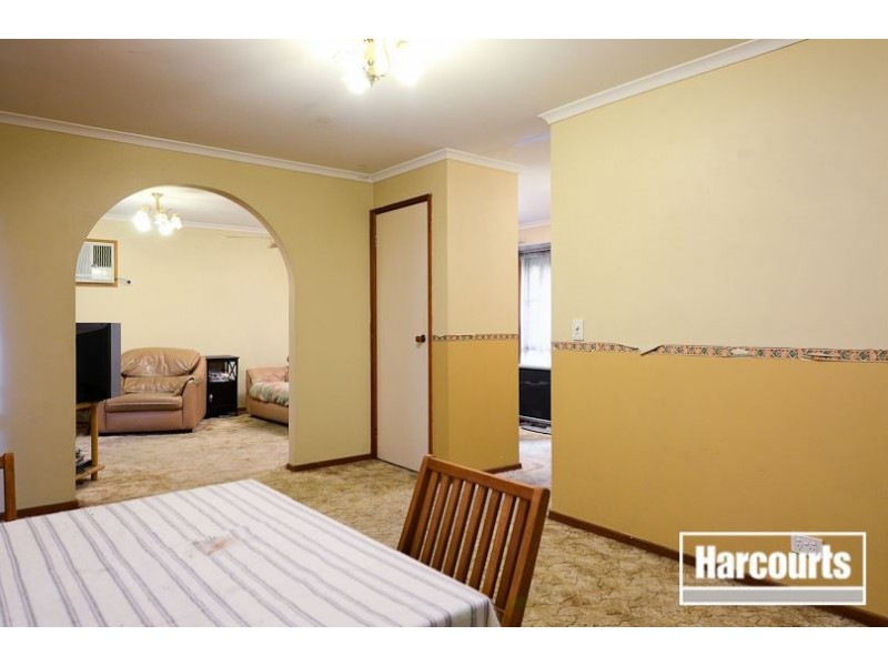 16 Greenwood Drive, Carrum Downs VIC 3201