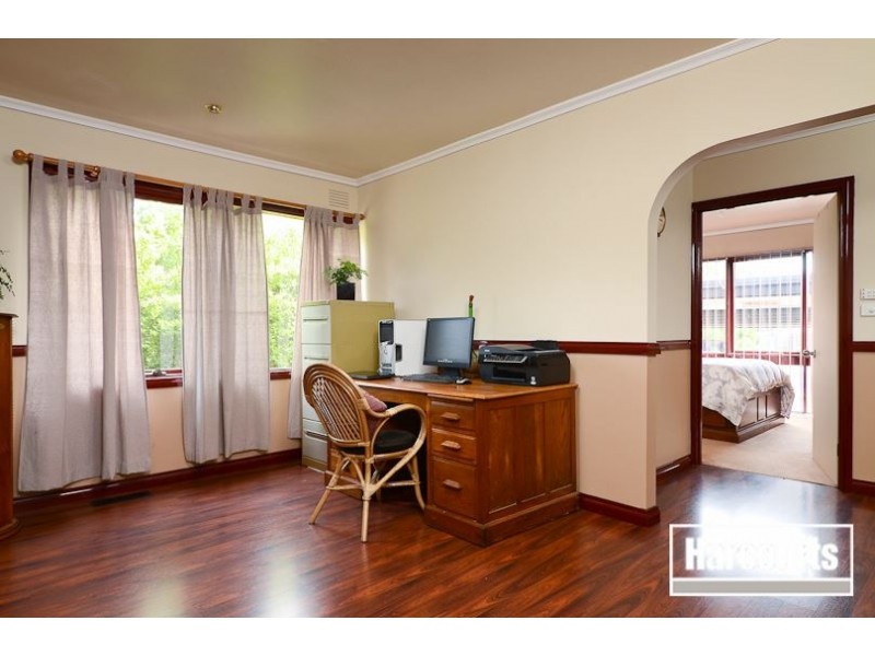 90 Lyrebird Drive, Carrum Downs VIC 3201
