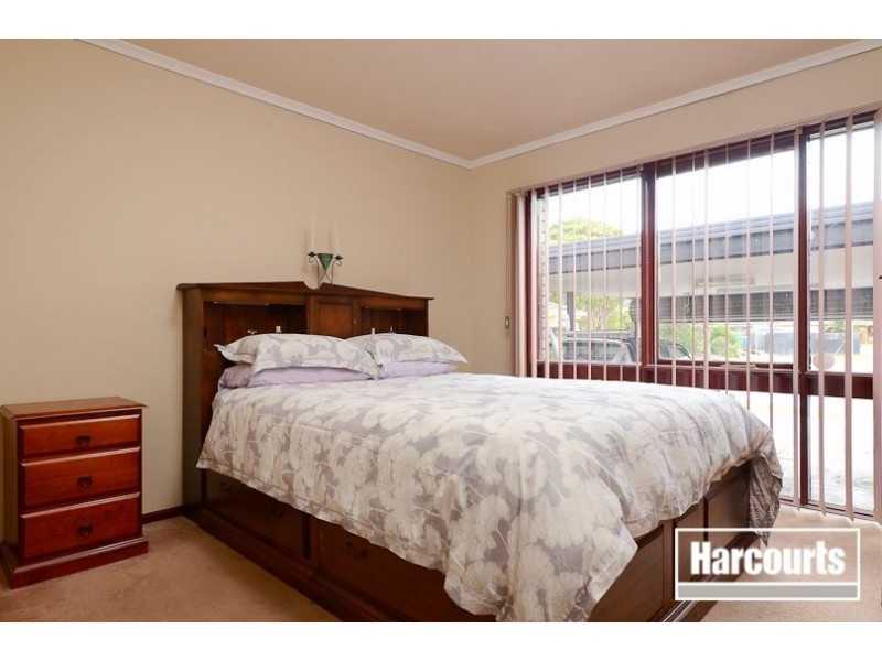 90 Lyrebird Drive, Carrum Downs VIC 3201