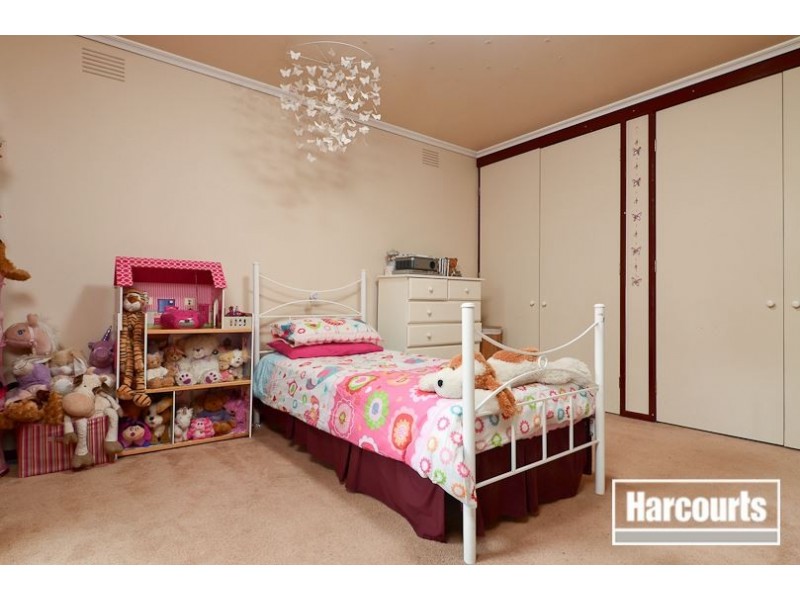 90 Lyrebird Drive, Carrum Downs VIC 3201