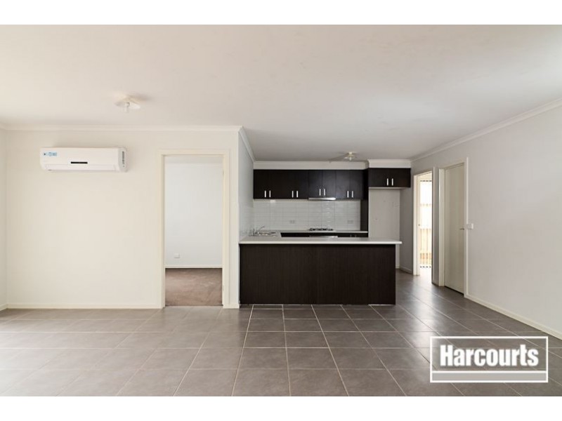 87 Diamond Parade, Skye VIC 3977