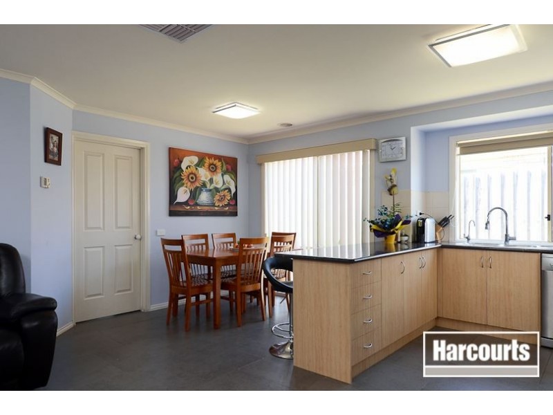 21 Diamond Parade, Skye VIC 3977