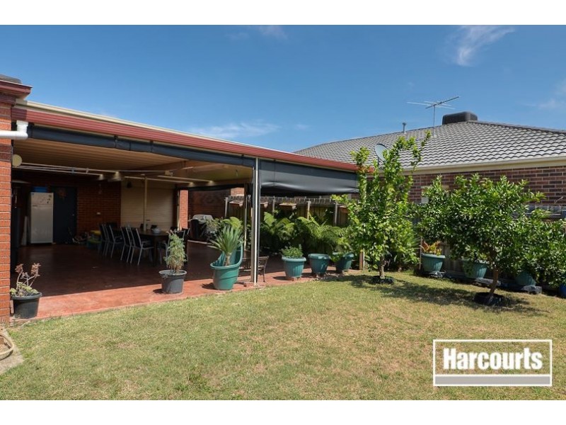 21 Diamond Parade, Skye VIC 3977