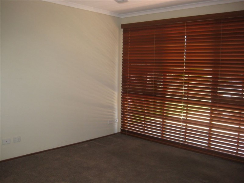 2 Treherne Court, Carrum Downs VIC 3201