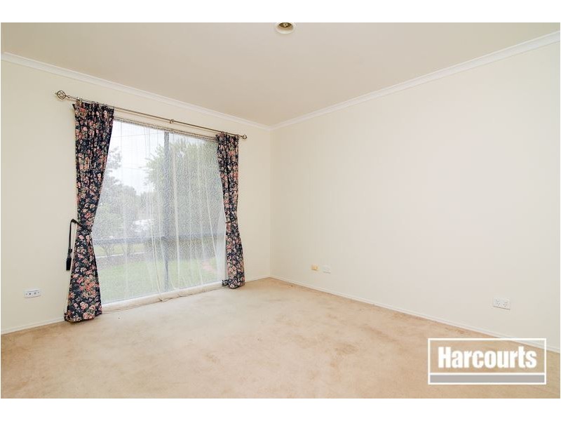 67 Greenwood Drive, Carrum Downs VIC 3201