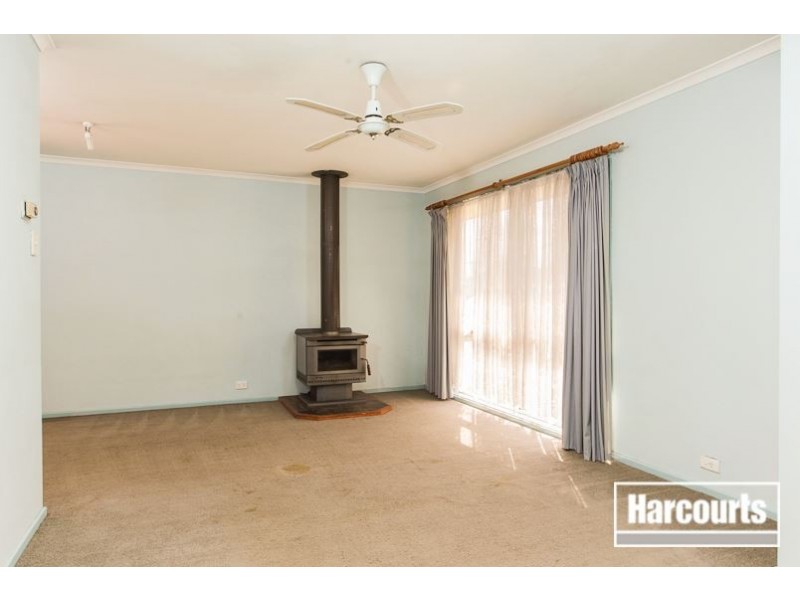 66 Luscombe Avenue, Carrum Downs VIC 3201