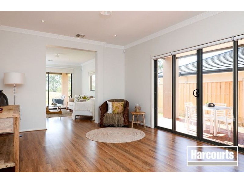 212 Sandhurst Boulevard, Sandhurst VIC 3977