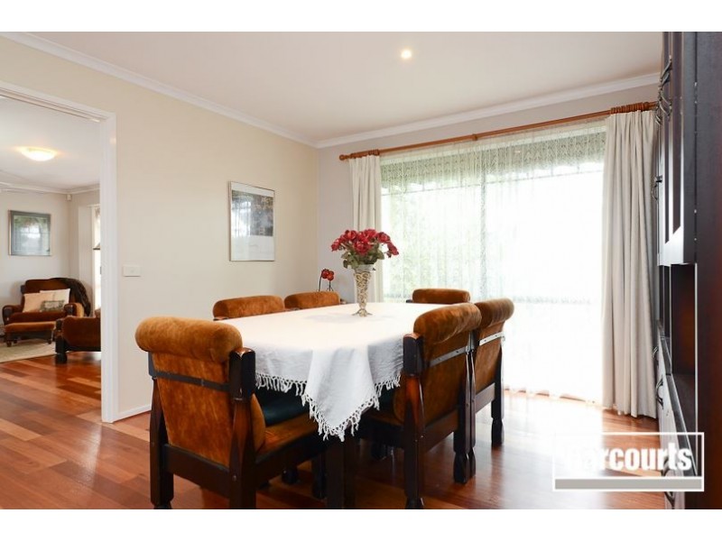 2 Gumvista Walk, Skye VIC 3977