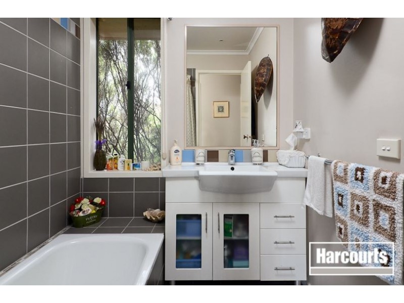 2 Gumvista Walk, Skye VIC 3977