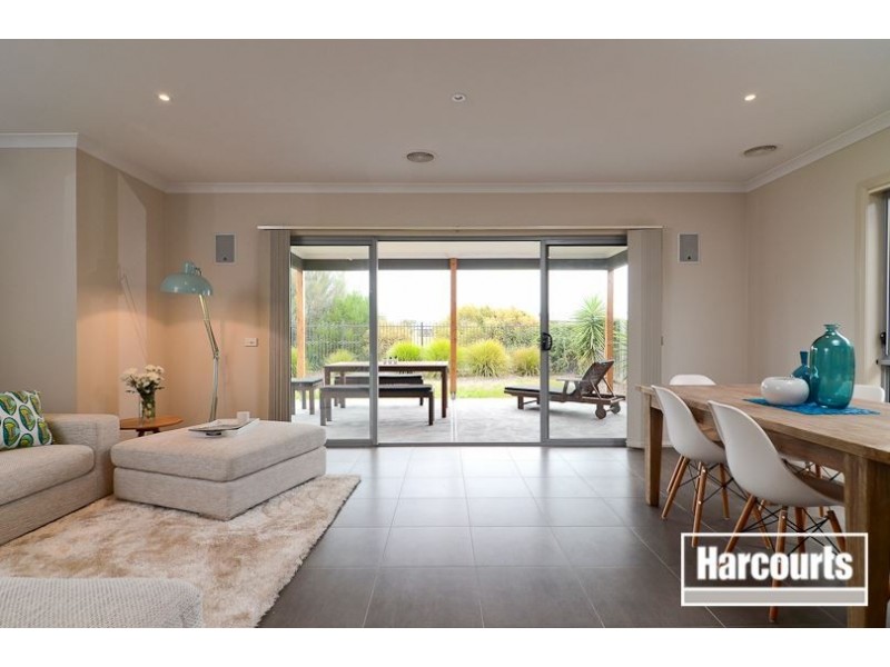 6 Ethereal Way, Sandhurst VIC 3977