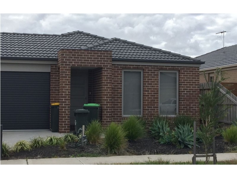 25 Myhaven Circuit, Carrum Downs VIC 3201