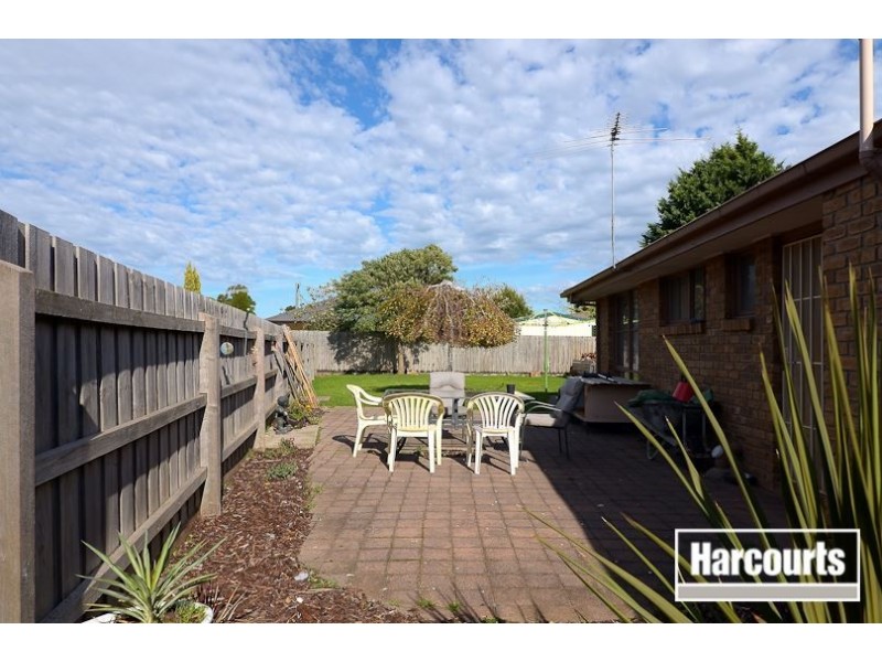 12 Van Haaster Grove, Skye VIC 3977