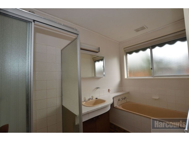 33 Carramar Drive, Frankston VIC 3199