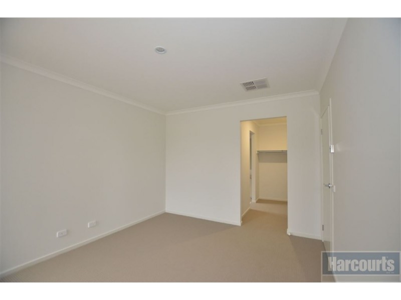 6 Torrens Terrace, Sandhurst VIC 3977