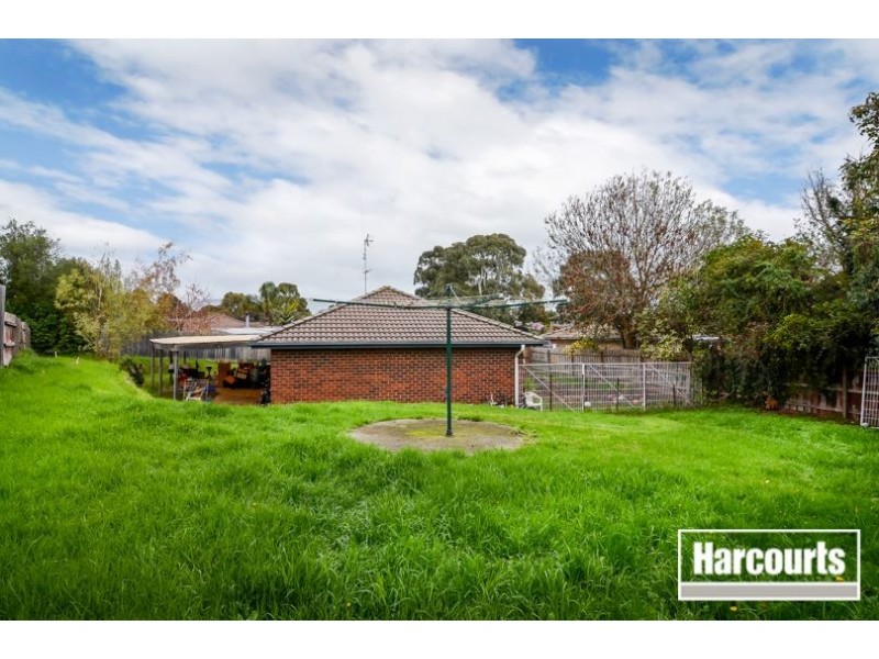 8 Denis Court, Carrum Downs VIC 3201