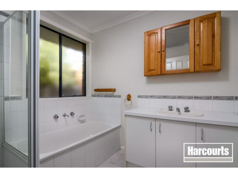 29 Postregna Way, Skye VIC 3977