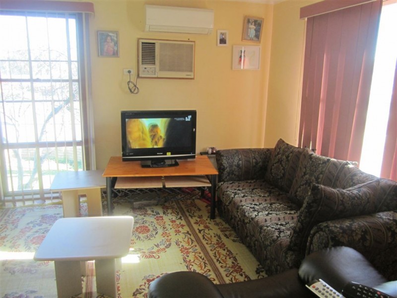 16 Silver Avenue, Frankston North VIC 3200