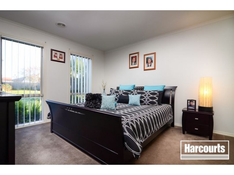 72 Ferndown Drive, Cranbourne VIC 3977