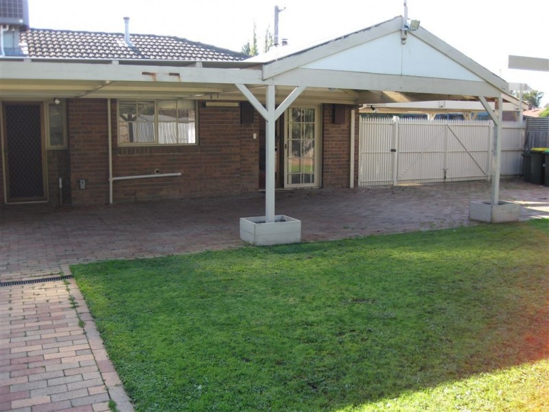 4 Heatherleigh Court, Carrum Downs VIC 3201