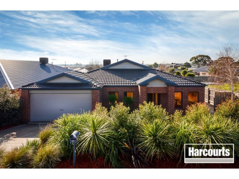 7 Pebble Beach Drive, Carrum Downs VIC 3201
