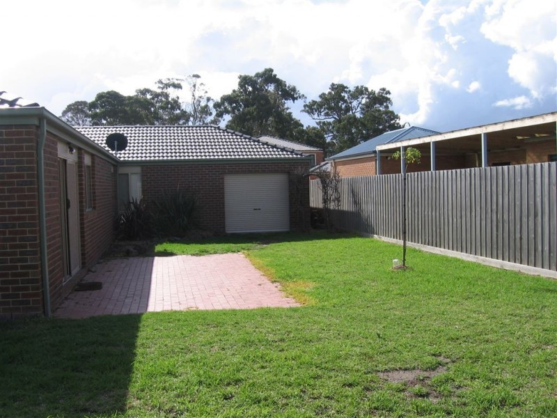 50 Chardonnay Drive, Skye VIC 3977