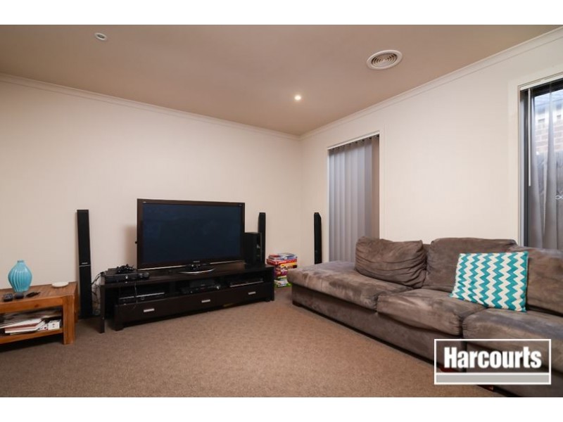 12 Myhaven Circuit, Carrum Downs VIC 3201