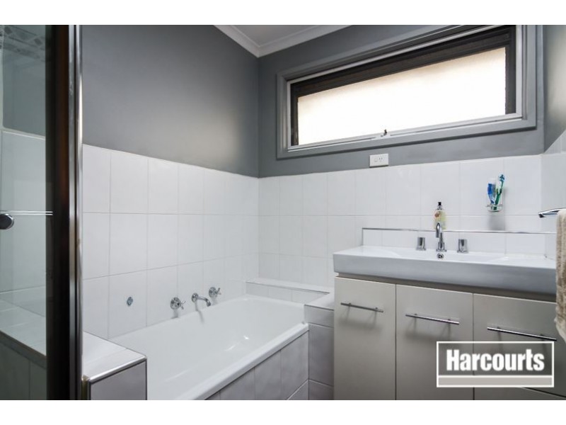 9 Whimbrel Crescent, Carrum Downs VIC 3201