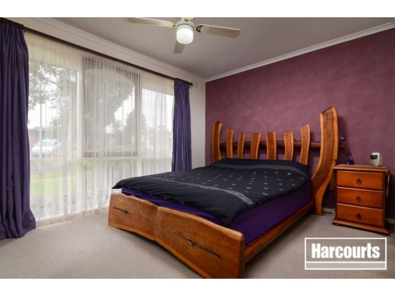 40 Balmain Drive, Carrum Downs VIC 3201