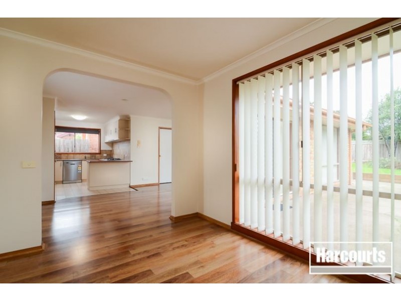 6 Belgrave Place, Carrum Downs VIC 3201