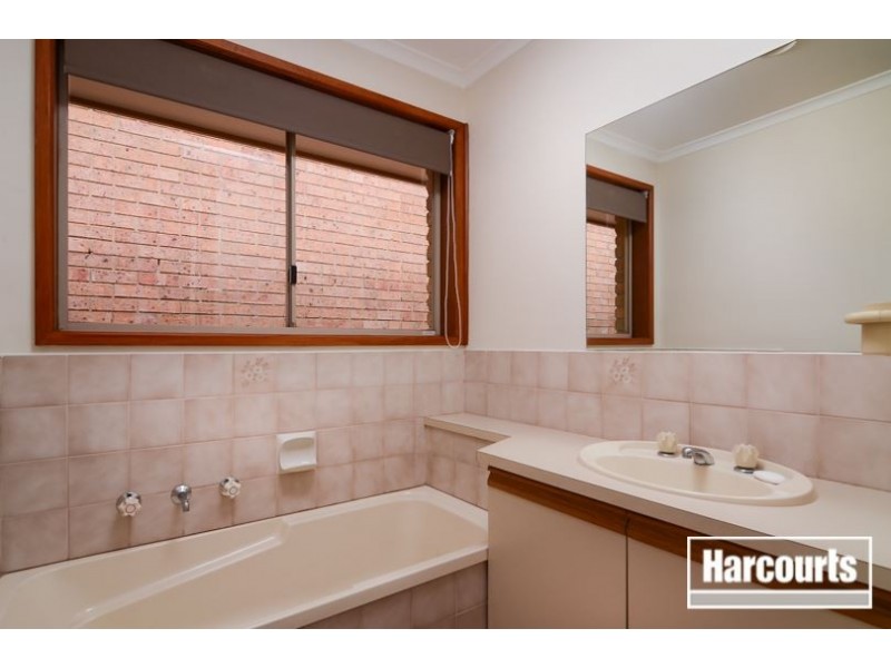 6 Belgrave Place, Carrum Downs VIC 3201