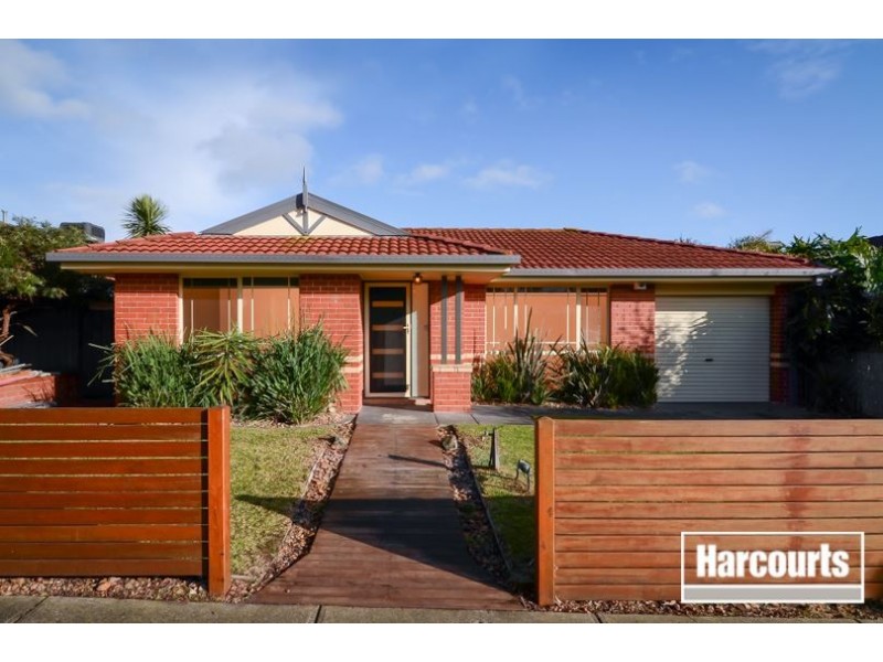 35 Orama Avenue, Carrum Downs VIC 3201