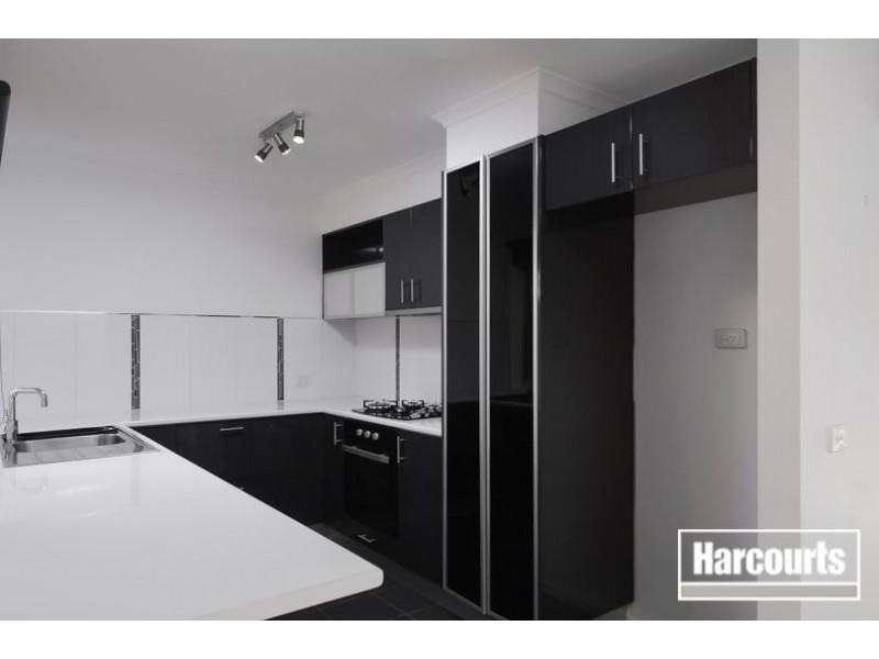 35 Orama Avenue, Carrum Downs VIC 3201