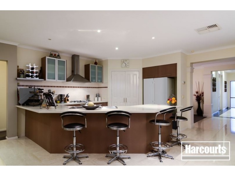 90 Sandhurst Boulevard, Sandhurst VIC 3977