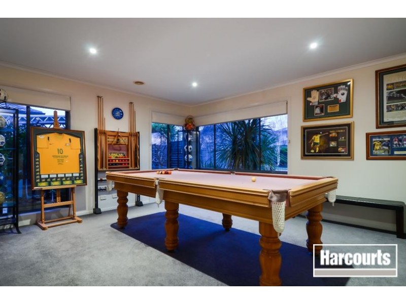 90 Sandhurst Boulevard, Sandhurst VIC 3977