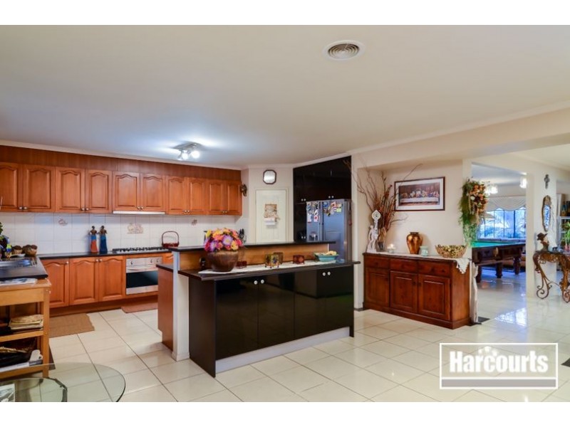 5 Glover Court, Skye VIC 3977