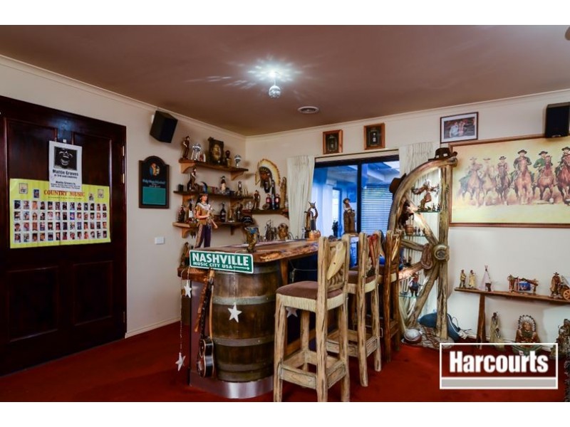 5 Glover Court, Skye VIC 3977