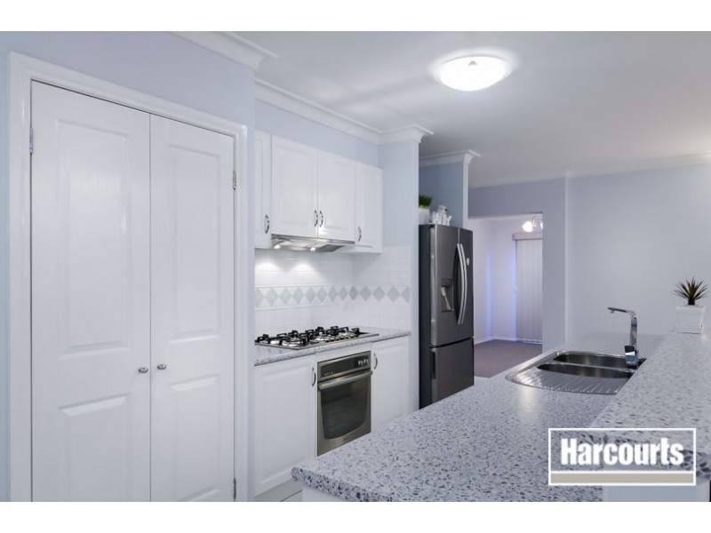 5 Bouverie Place, Skye VIC 3977