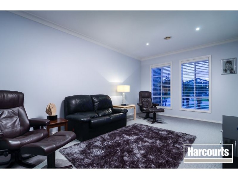 5 Bouverie Place, Skye VIC 3977